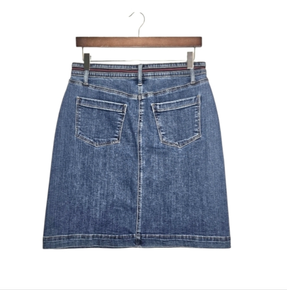 Talbots Denim Skirt. Straight. Size 2. Blue. - Picture 2 of 11